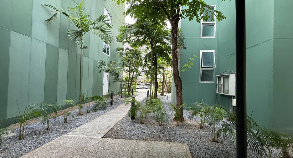 For rent and for sale 1 bed condo in Khan Na Yao, Bangkok