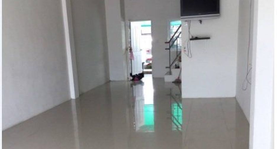 For sale 2 bed retail Space in Ban Bueng, Chonburi