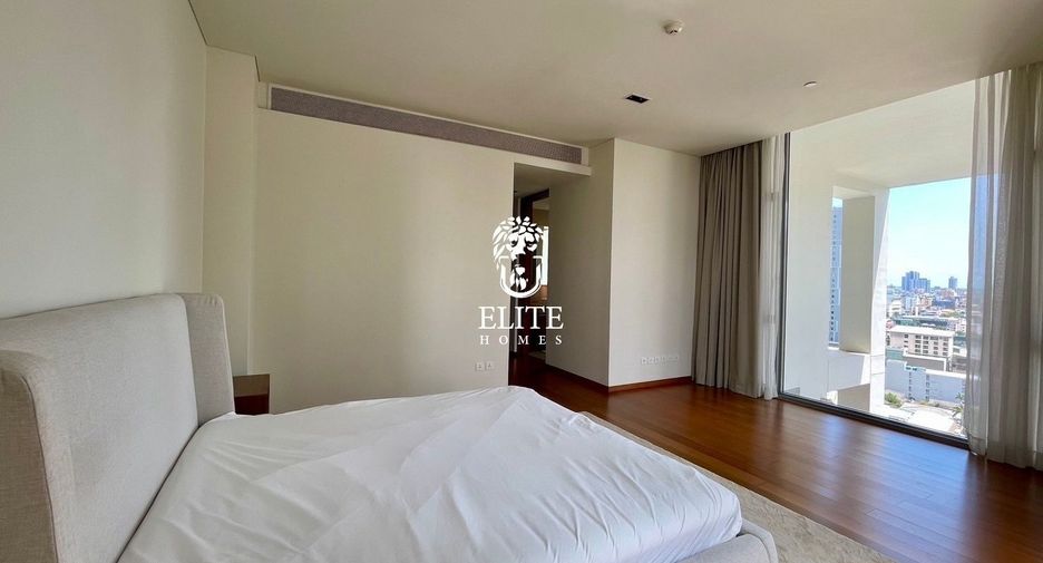 À louer 3 chambres condo à Sathon, Bangkok