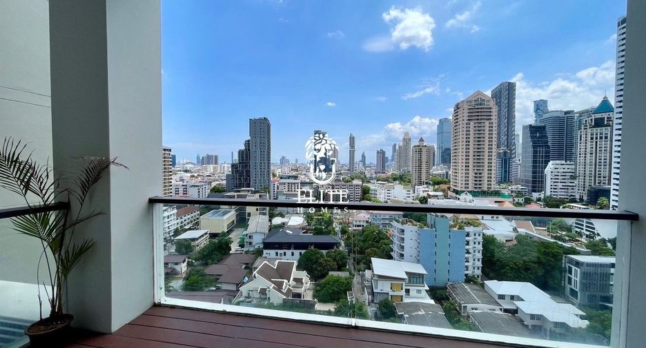 À louer 3 chambres condo à Sathon, Bangkok