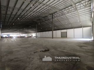 For rent warehouse in Ban Bueng, Chonburi