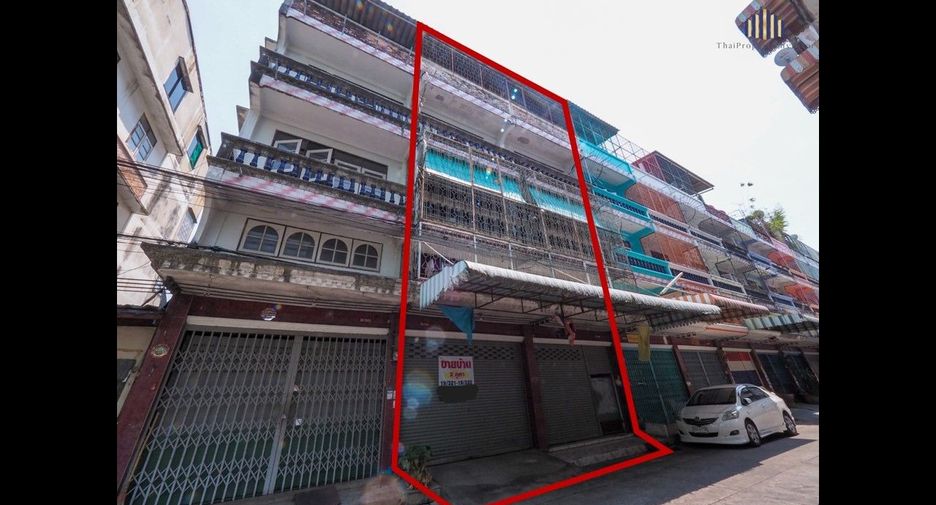For sale 4 bed retail Space in Chom Thong, Bangkok