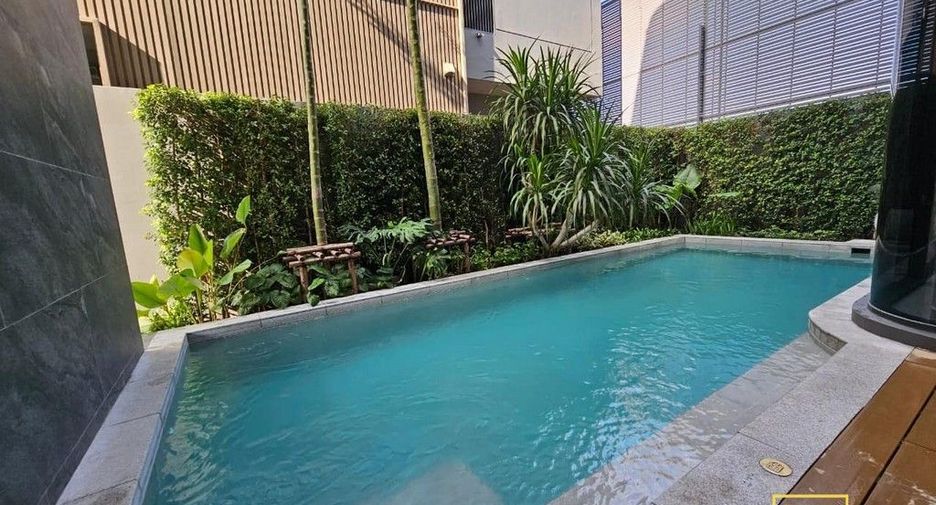 For rent そして for sale 5 Beds house in Wang Thonglang, Bangkok