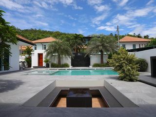 For rent 4 bedrooms villa in Mueang Phuket, Phuket