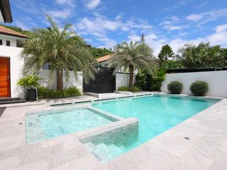 For rent 4 bedrooms villa in Mueang Phuket, Phuket