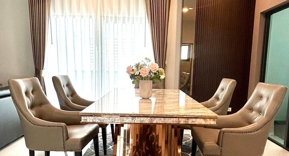 Casa en alquiler y en venta de 4 habitaciones en Bang Phli, Samut Prakan