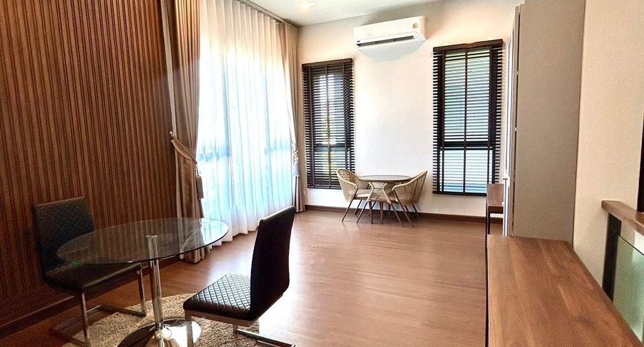 Casa en alquiler y en venta de 4 habitaciones en Bang Phli, Samut Prakan