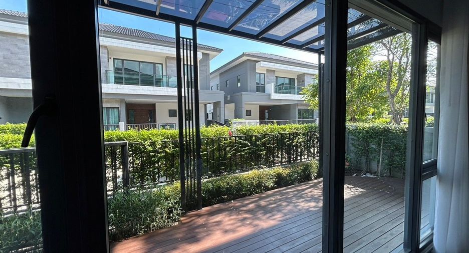 Casa en alquiler y en venta de 4 habitaciones en Bang Phli, Samut Prakan