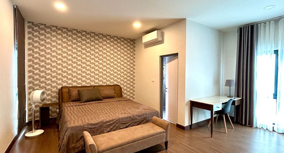 Casa en alquiler y en venta de 4 habitaciones en Bang Phli, Samut Prakan