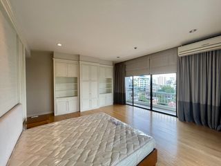 出租 4 卧室 公寓式住宅 在 Watthana, 曼谷