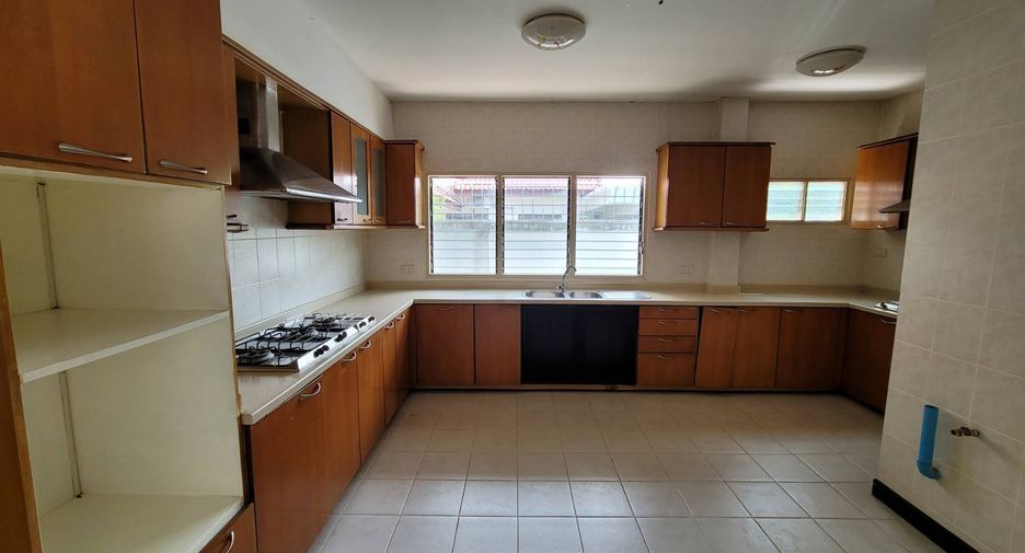 ขาย 4 ห้องนอน บ้านเดี่ยว ใน บางพลี, สมุทรปราการ