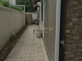 For rent そして for sale 3 Beds townhouse in Taling Chan, Bangkok