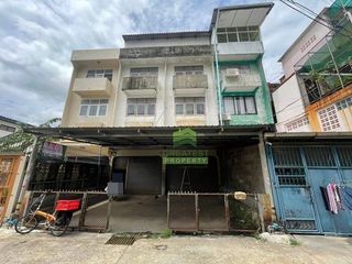À vendre 4 chambres local commercial à Bang Kruai, Nonthaburi