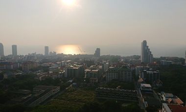 À louer et à vendre 1 chambre condo à Bang Lamung, Chonburi