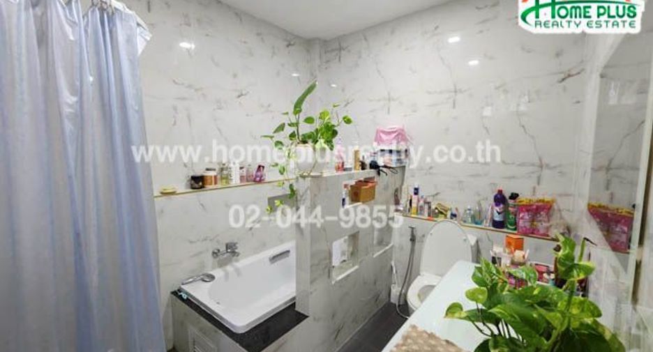 For sale 4 bedrooms house in Bang Lamung, Chonburi