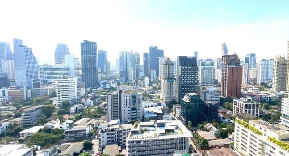 À louer 3 chambres condo à Watthana, Bangkok