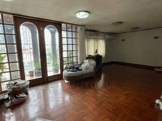 For sale 6 Beds retail Space in Khlong San, Bangkok