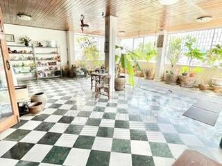 For sale 6 Beds retail Space in Khlong San, Bangkok