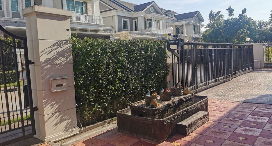 For sale 4 bedrooms house in Bang Phli, Samut Prakan