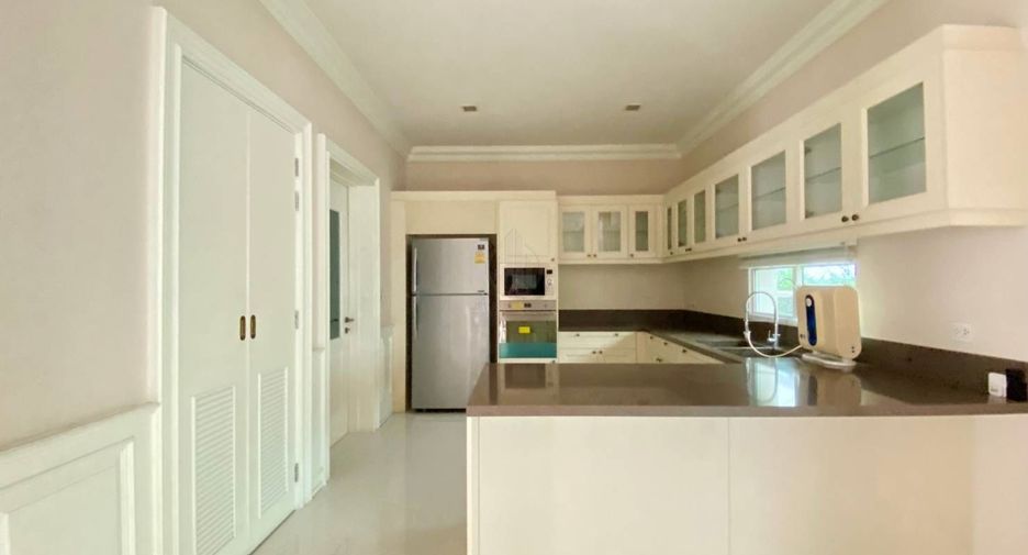 For sale 4 bedrooms house in Bang Phli, Samut Prakan