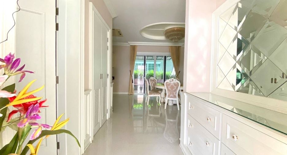 For sale 4 bedrooms house in Bang Phli, Samut Prakan