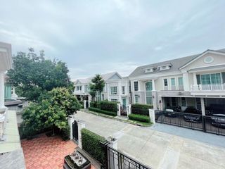 For sale 4 bedrooms house in Bang Phli, Samut Prakan
