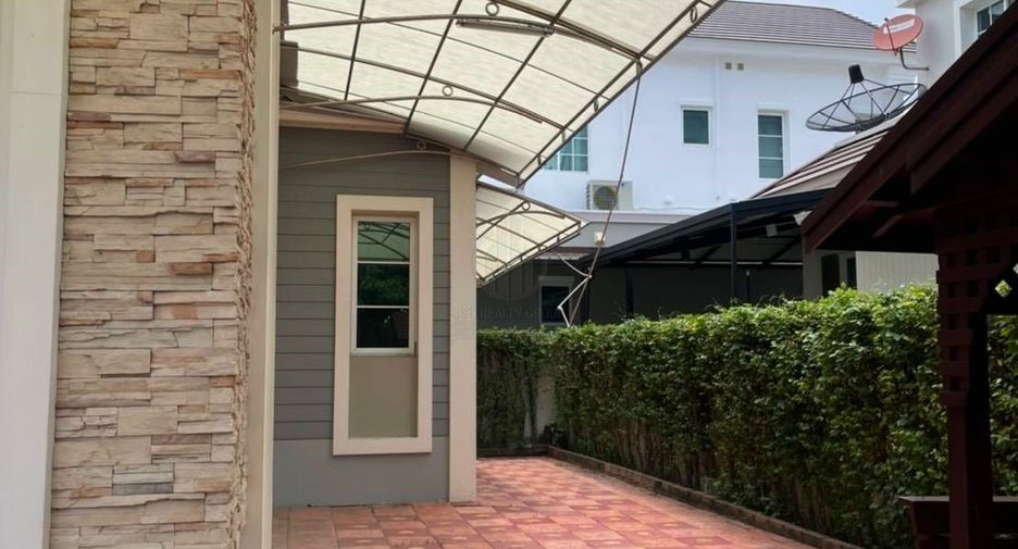 For sale 4 bedrooms house in Bang Phli, Samut Prakan