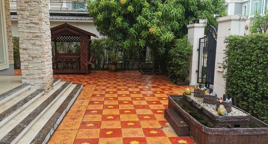 For sale 4 bedrooms house in Bang Phli, Samut Prakan