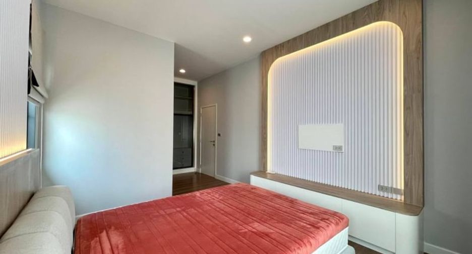 For rent and for sale 4 bedrooms house in Bang Phli, Samut Prakan