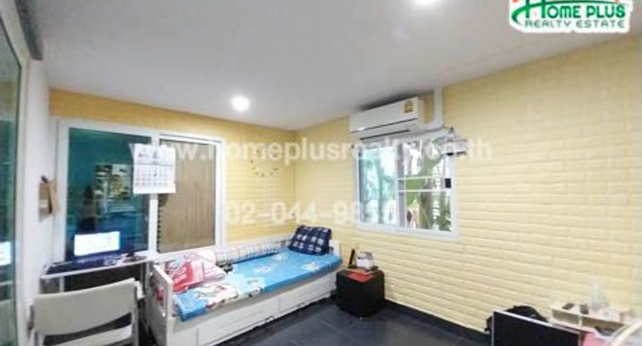 For sale 2 Beds townhouse in Don Mueang, Bangkok