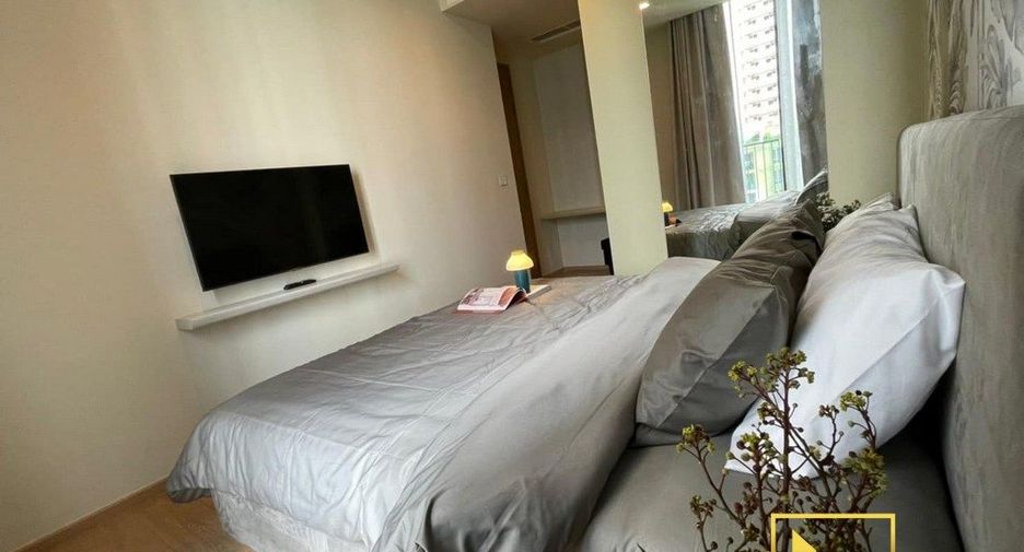 For rent 2 bedrooms condo in Watthana, Bangkok