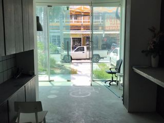 For rent 6 Beds retail Space in Mueang Phuket, Phuket