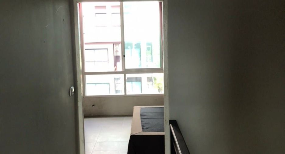 For rent 6 bedrooms retail Space in Mueang Phuket, Phuket