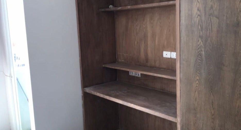 For rent 6 bedrooms retail Space in Mueang Phuket, Phuket