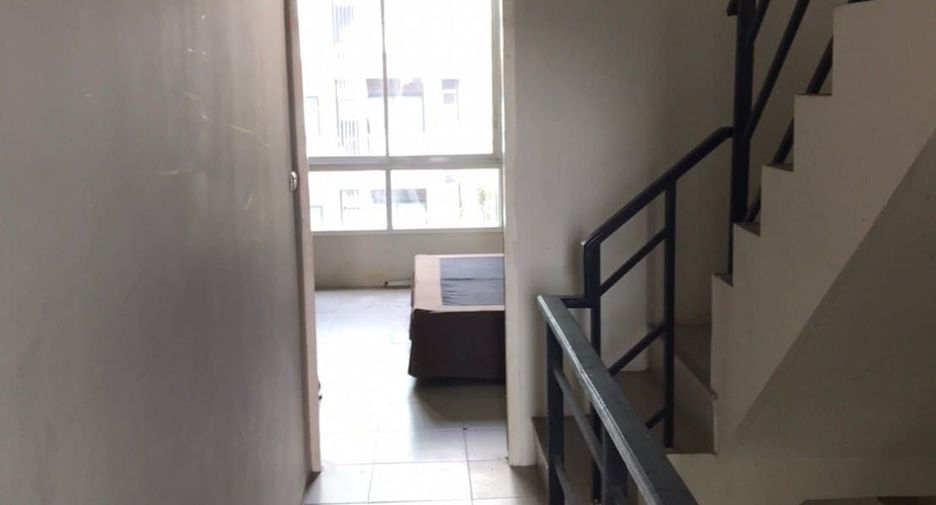 For rent 6 bedrooms retail Space in Mueang Phuket, Phuket