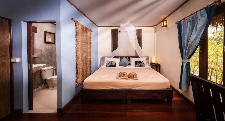 For sale 15 bedrooms hotel in Ko Pha-ngan, Surat Thani