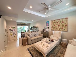 For sale 3 bed townhouse in Bueng Kum, Bangkok