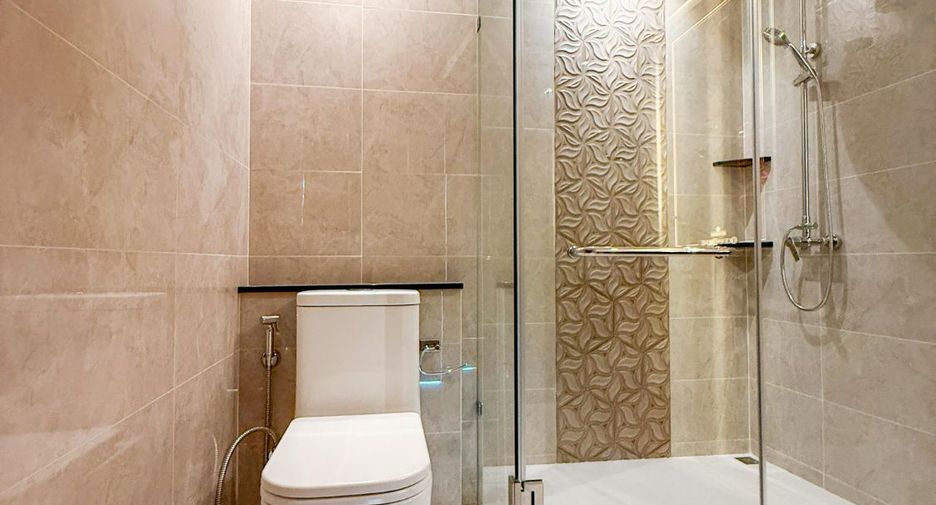 Condo en venta de 2 habitaciones en Bang Lamung, Chonburi