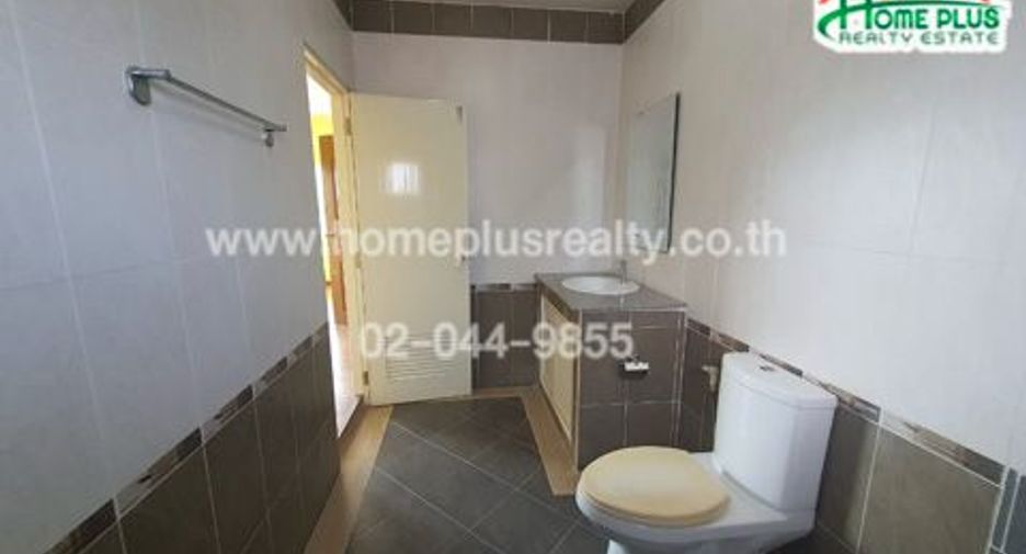 For sale 4 bedrooms house in Bang Lamung, Chonburi