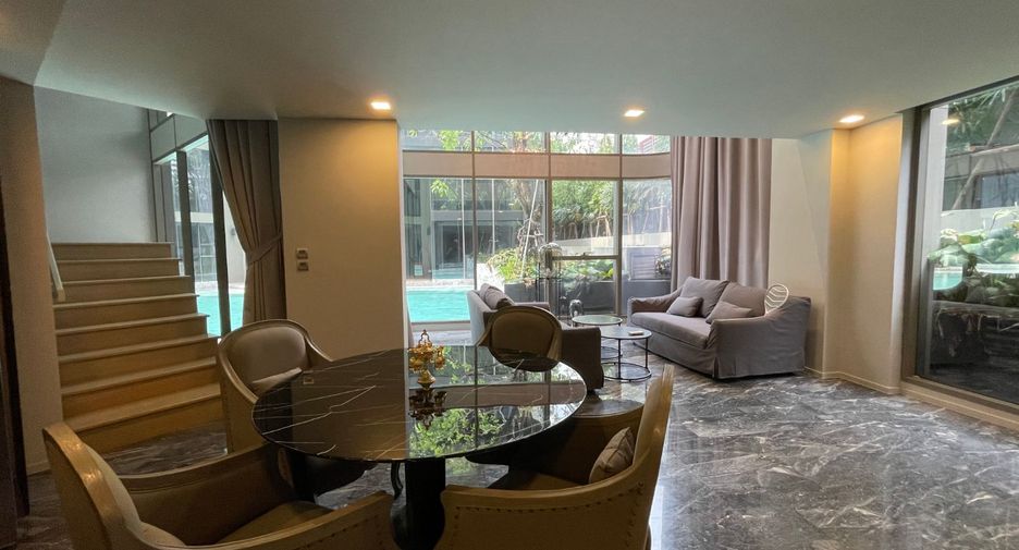 For rent 3 bedrooms condo in Watthana, Bangkok