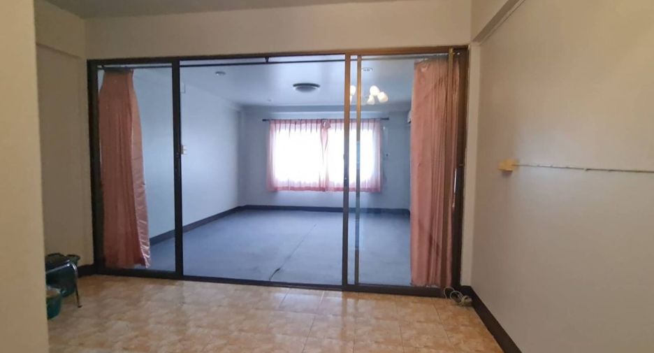 For sale 2 ベッドルーム retail Space in Mueang Chiang Mai, Chiang Mai