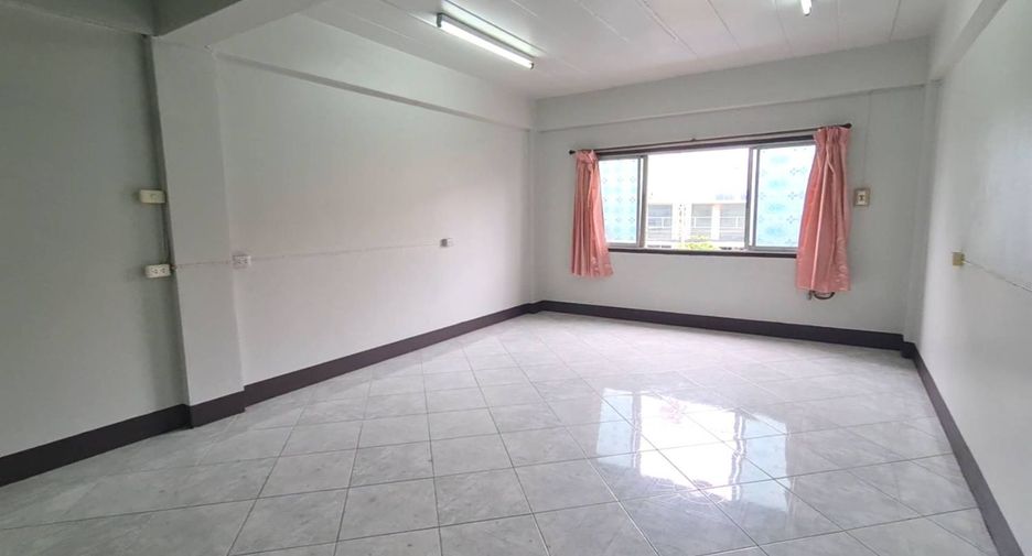 For sale 2 ベッドルーム retail Space in Mueang Chiang Mai, Chiang Mai