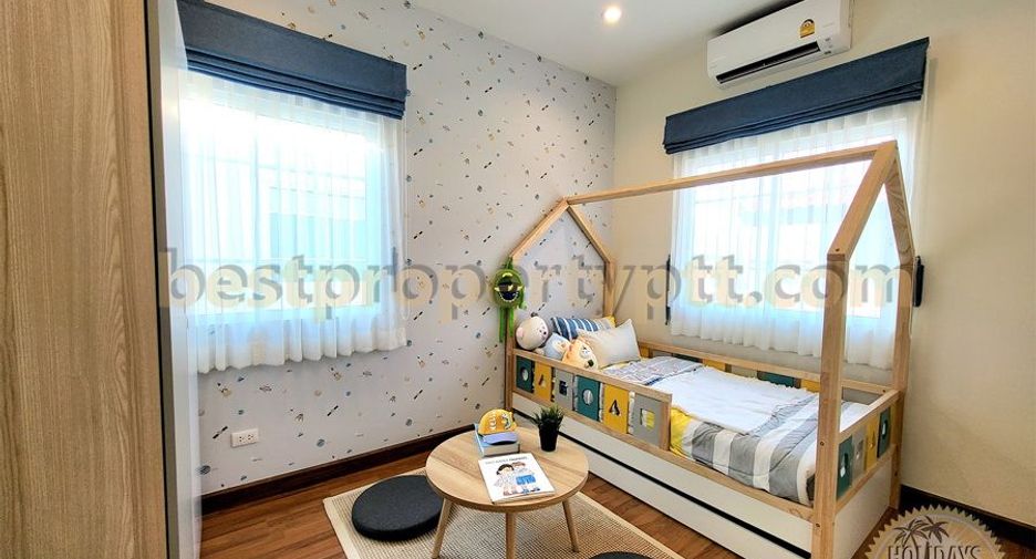 For sale 4 ベッドルーム townhouse in Bang Lamung, Chonburi