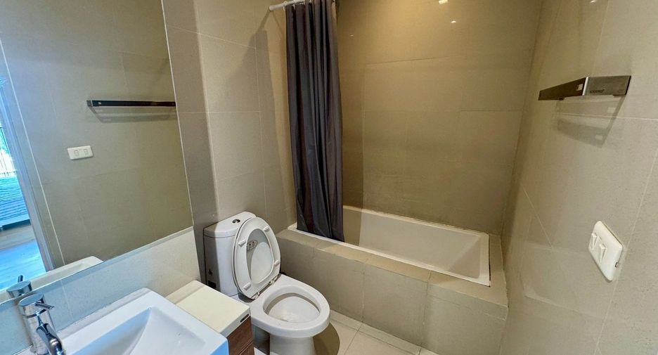 For rent 1 bed condo in Khlong Toei, Bangkok