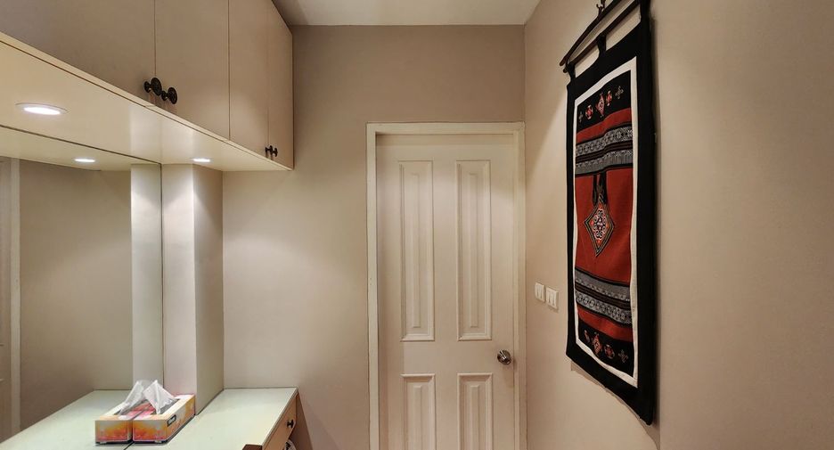 For sale 2 ベッドルーム condo in Watthana, Bangkok