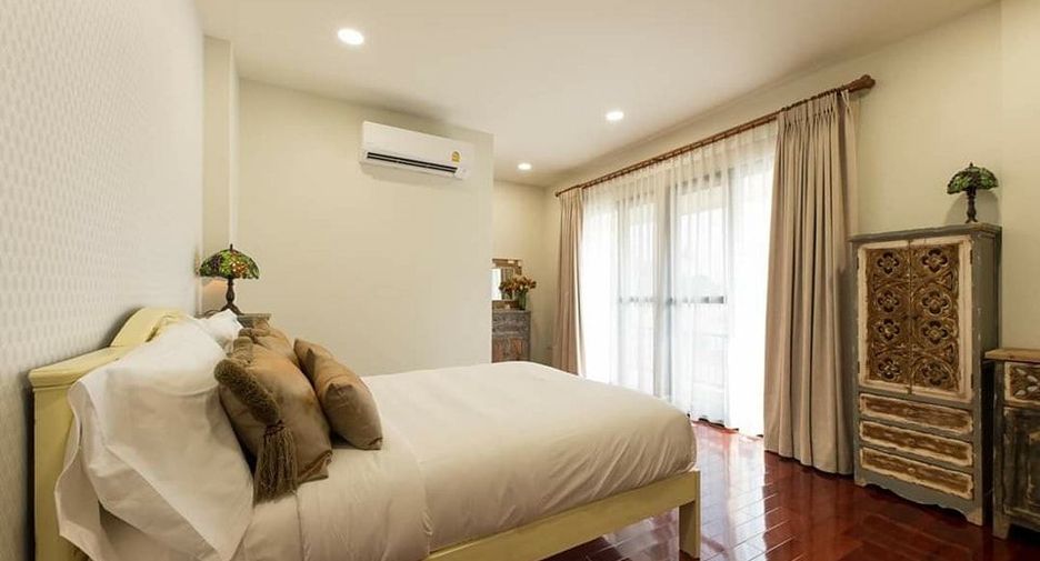 Villa en venta de 4 habitaciones en Saraphi, Chiang Mai