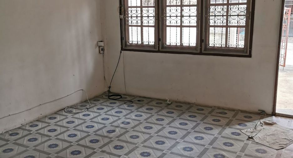For sale 2 bedrooms townhouse in Sai Mai, Bangkok