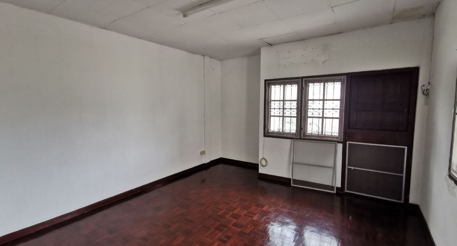 For sale 2 bedrooms townhouse in Sai Mai, Bangkok