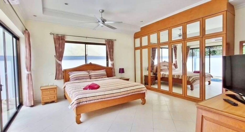 For rent 5 bed villa in Jomtien, Pattaya