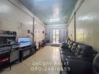 出售 5 卧室 商业空间 在 Yan Nawa, 曼谷